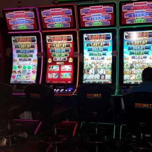 casino egt 4 happy hits jackpot egt winbet 2021
